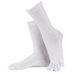 Toe Toe TOETOE Essential Mid Calf Socks - White 7 Toe Toe TOETOE Essential Mid Calf Socks - White -Bown Of London shop toetoe essential mid calf socks white 31041566